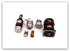 Inkrementální rotační snímač IRC, rozkladač EF4LD a EF4KD, tachodynamo K-10 a jejich spojky.